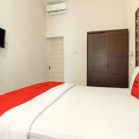 Hotel Reddoorz Syariah Near Wijilan Yogyakarta